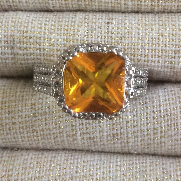 Jewelry - Gorgeous white gold filled Citrine Ring
